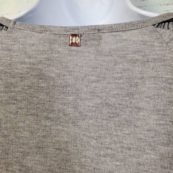 Ivanka Trump Women’s Grey Long Sleeve Top Black Lace Trim Size Small - Picture 7 of 8